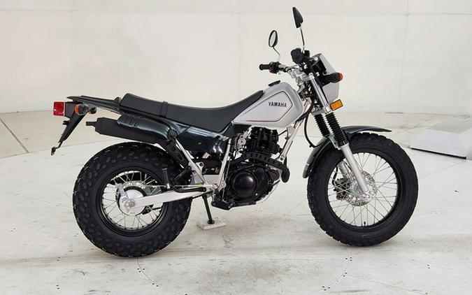 2027 Yamaha TW 200
