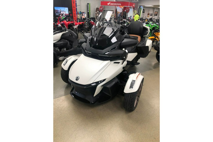 2024 Can-Am Spyder RT Sea-To-Sky