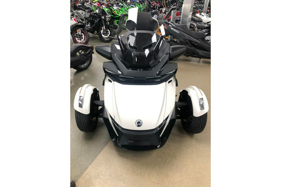 2024 Can-Am Spyder RT Sea-To-Sky