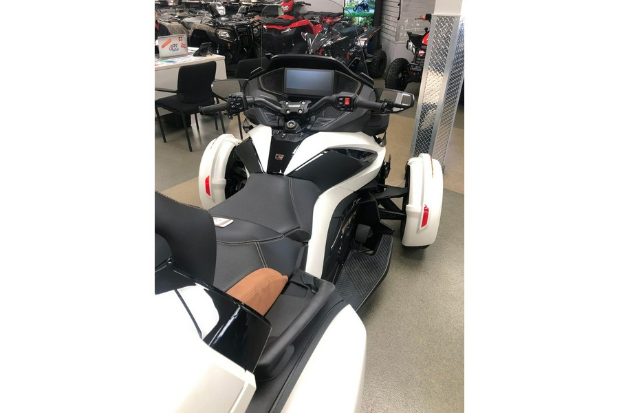 2024 Can-Am Spyder RT Sea-To-Sky