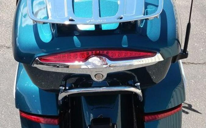 2026 Indian Motorcycle® Pursuit® Limited 112 w/PowerBand Audio Cascade Green with Black Metallic
