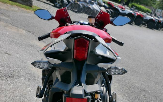 2026 Yamaha YZFR1T1W