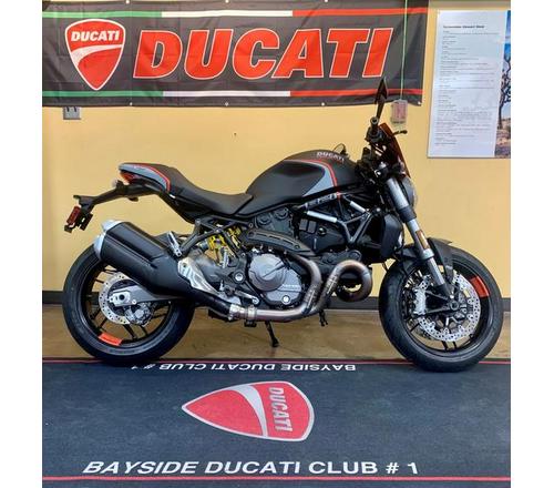 2020 Ducati Monster 821 Stealth Review (15 Fast Facts)