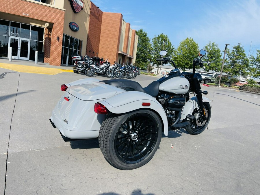 2024 Harley-Davidson Freewheeler FLRT