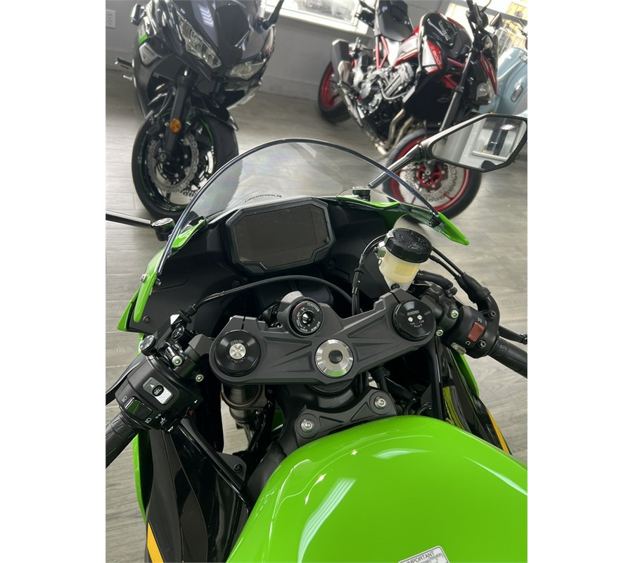 2025 Kawasaki Ninja ZXT-6R ABS KRT Edition