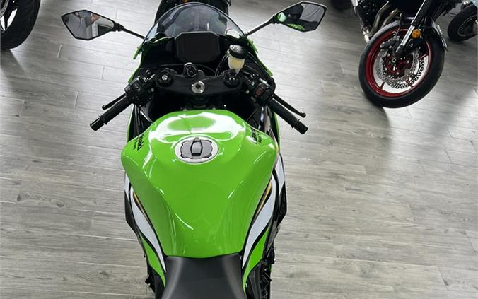 2025 Kawasaki Ninja ZXT-6R ABS KRT Edition