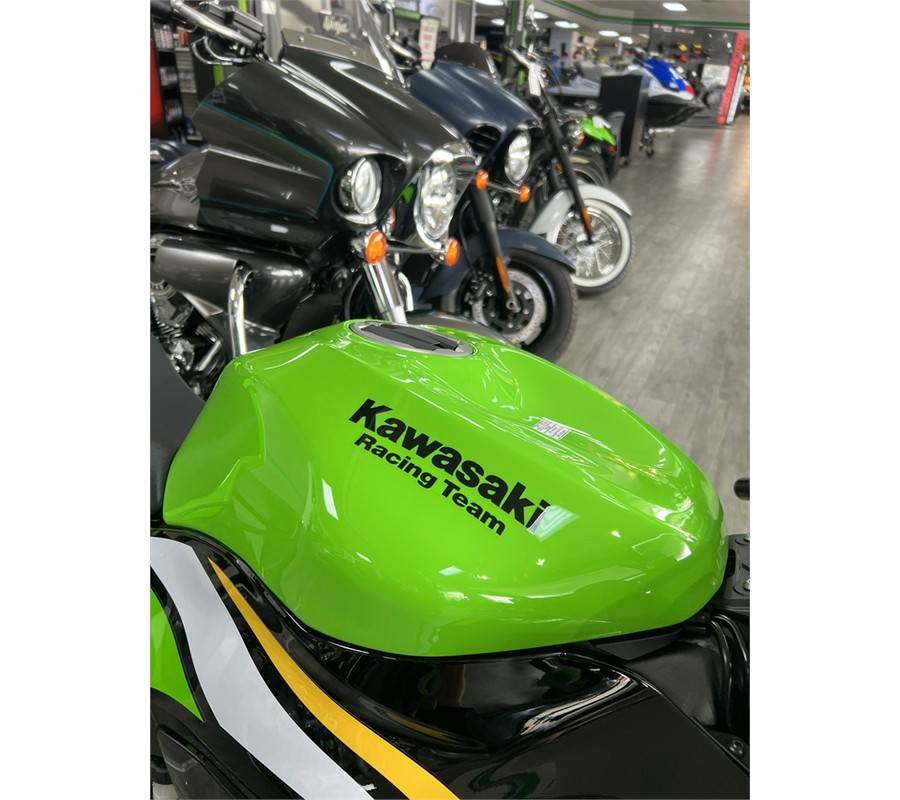 2025 Kawasaki Ninja ZXT-6R ABS KRT Edition