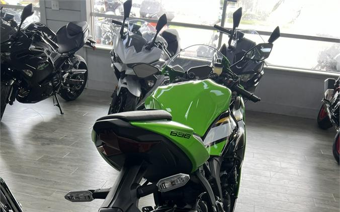 2025 Kawasaki Ninja ZXT-6R ABS KRT Edition