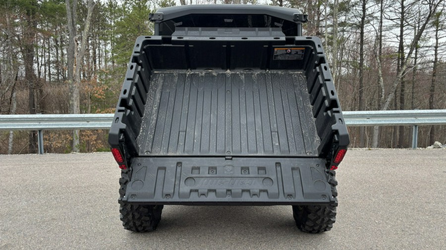 2025 Can-AM DEFENDER MAX LTD CAB HD10