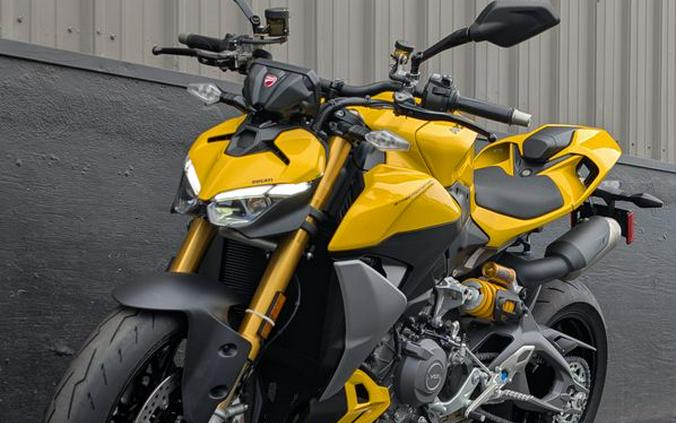 New 2026 DUCATI STREETFIGHTER V2 S