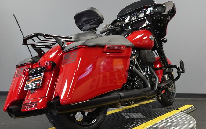 2022 Harley-Davidson Street Glide FLHXS