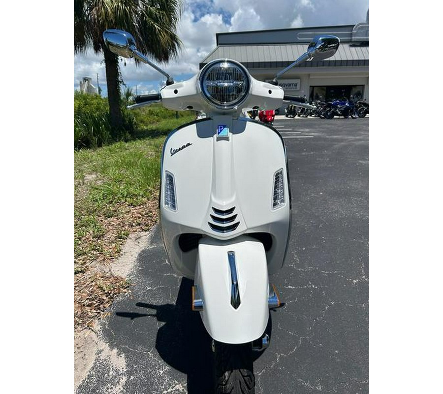 2024 Vespa GTS Super 300