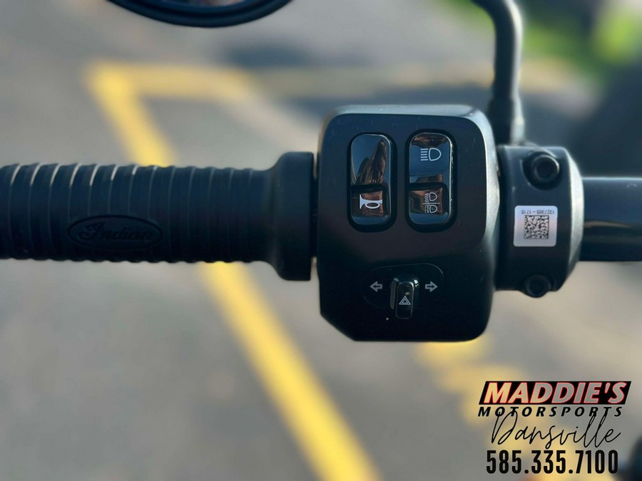 2024 Indian Motorcycle Springfield® Dark Horse®