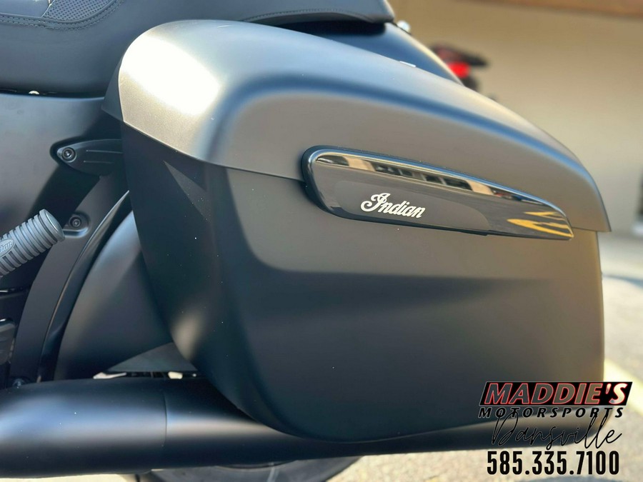 2024 Indian Motorcycle Springfield® Dark Horse®