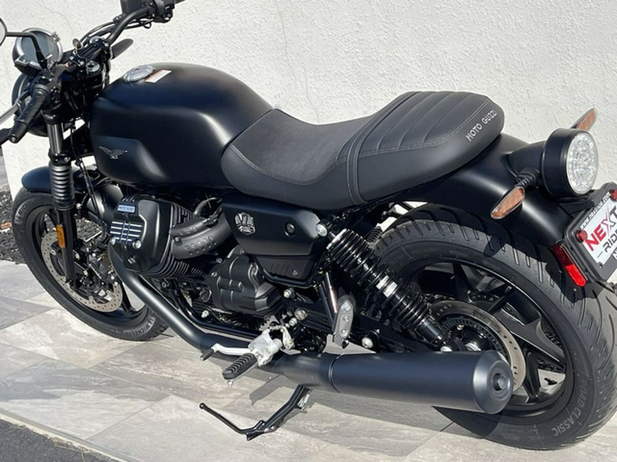 2024 Moto Guzzi V7 Stone