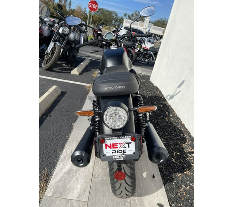2024 Moto Guzzi V7 Stone