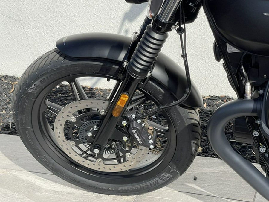 2024 Moto Guzzi V7 Stone