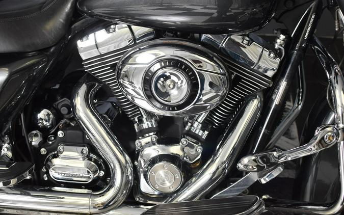 2009 Harley-Davidson Street Glide Black FLHX