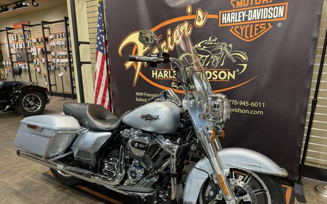 2019 Harley-Davidson® Road King® BARRACUDA SLV