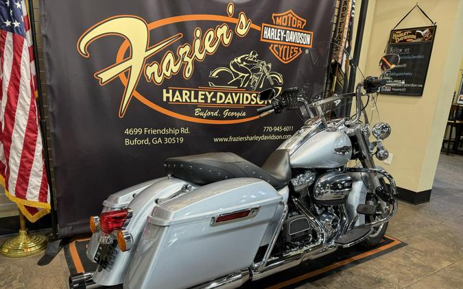 2019 Harley-Davidson® Road King® BARRACUDA SLV
