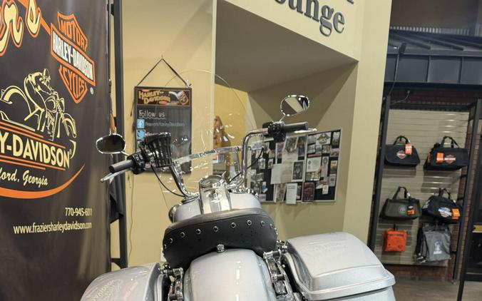 2019 Harley-Davidson® Road King® BARRACUDA SLV