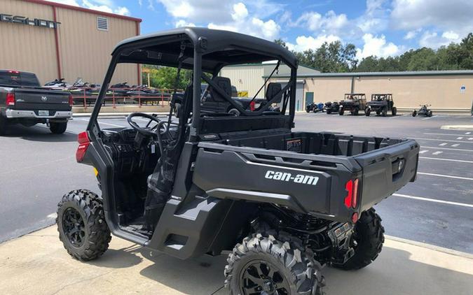 2024 Can-Am Defender DPS HD10 Fiery Red