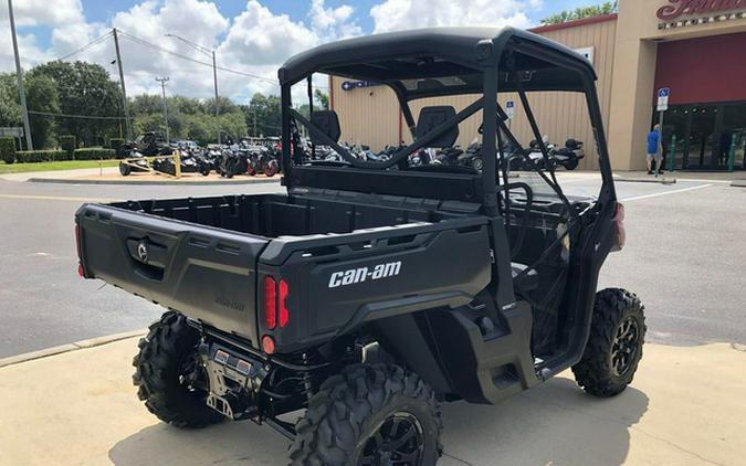 2024 Can-Am Defender DPS HD10 Fiery Red