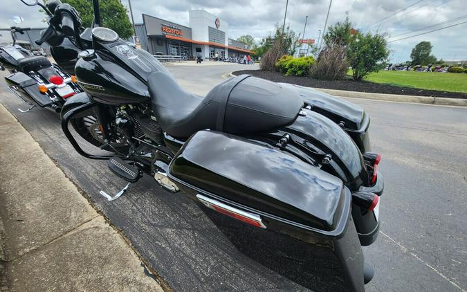 FLHRXS 2019 Road King Special