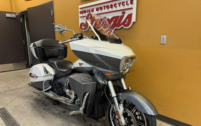 2016 Victory Motorcycles Cross Country Tour Two-Tone White Pearl And Gray