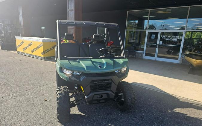 2026 Can-Am Defender HD7