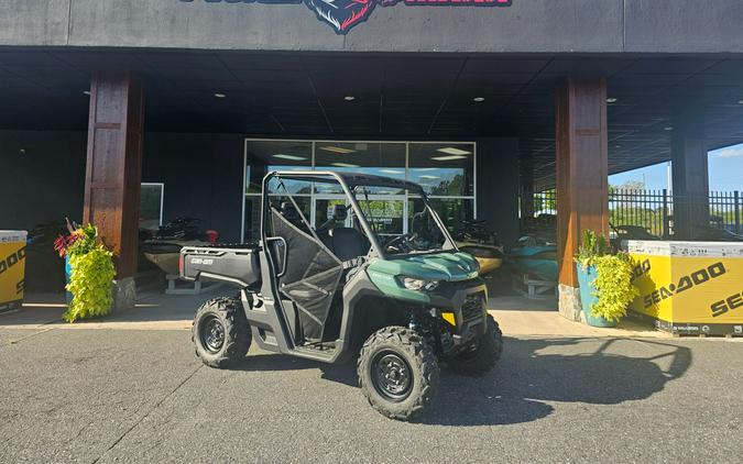 2026 Can-Am Defender HD7