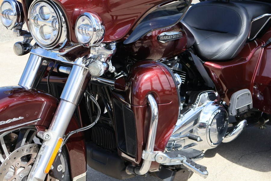 2019 Harley-Davidson Tri Glide Ultra FLHTCUTG
