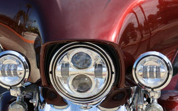 2019 Harley-Davidson Tri Glide Ultra FLHTCUTG