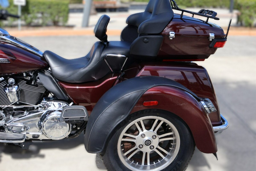 2019 Harley-Davidson Tri Glide Ultra FLHTCUTG