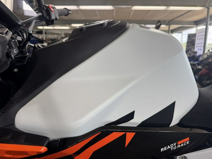 2027 KTM Duke 990