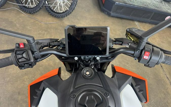 2027 KTM Duke 990