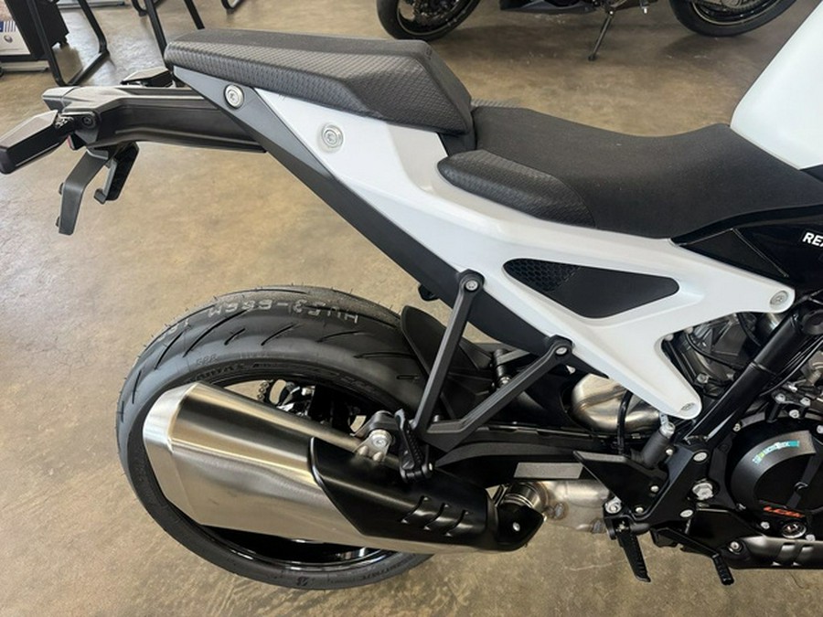 2027 KTM Duke 990