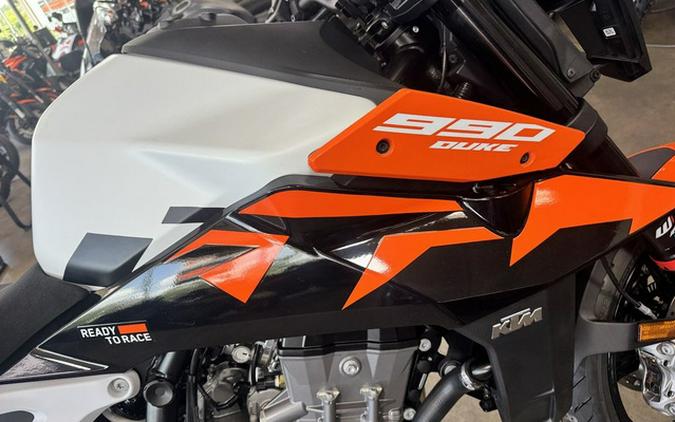 2027 KTM Duke 990
