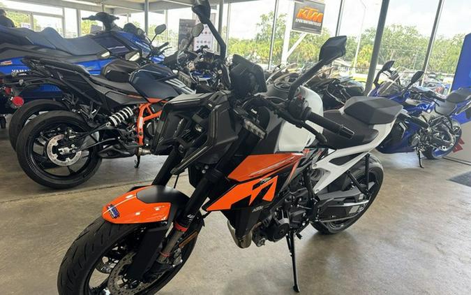 2027 KTM Duke 990