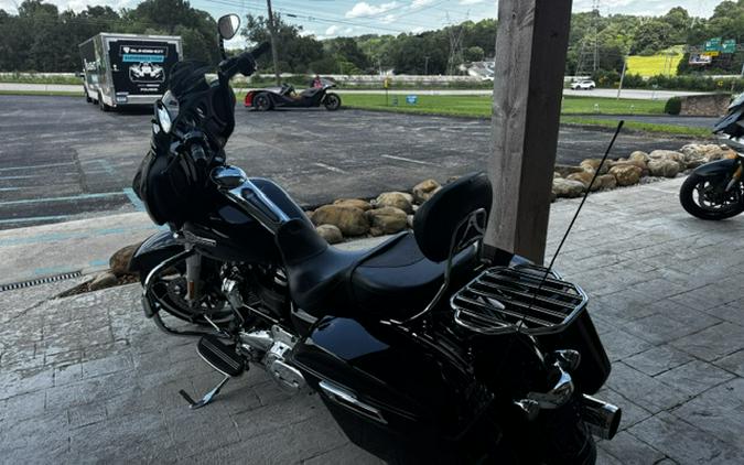 2021 Harley-Davidson Street Glide® Base