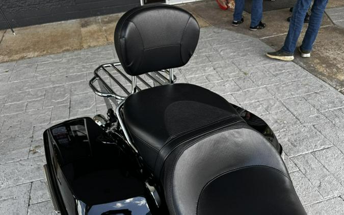 2021 Harley-Davidson Street Glide® Base