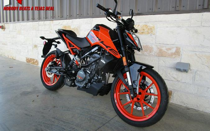 2023 KTM Duke 200