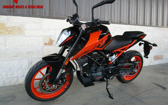 2023 KTM Duke 200