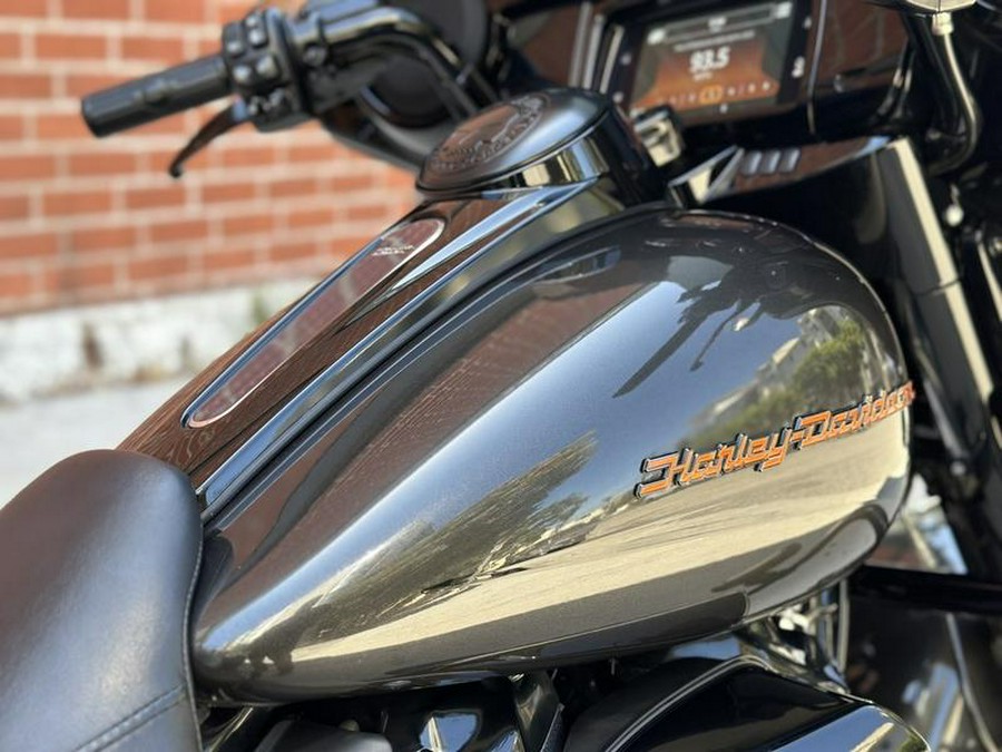 2019 Harley-Davidson® FLHXS - Street Glide® Special