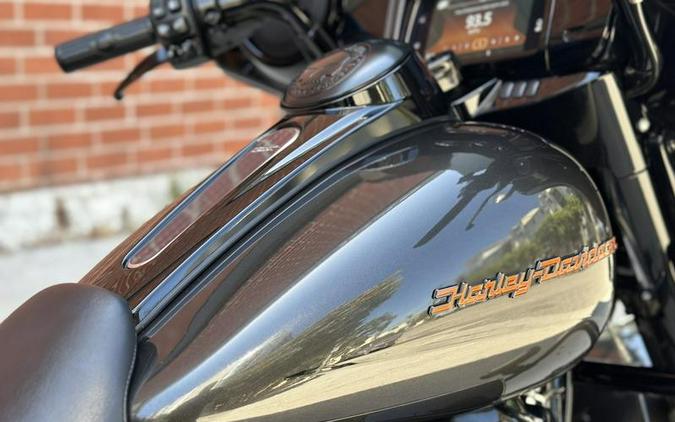 2019 Harley-Davidson® FLHXS - Street Glide® Special