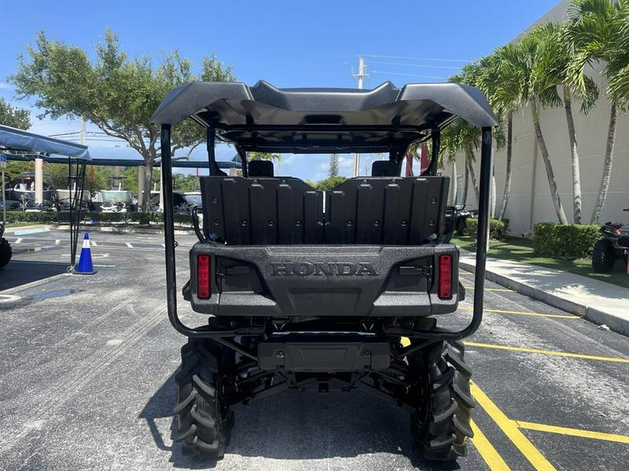 2022 Honda® Pioneer 1000-5 Deluxe