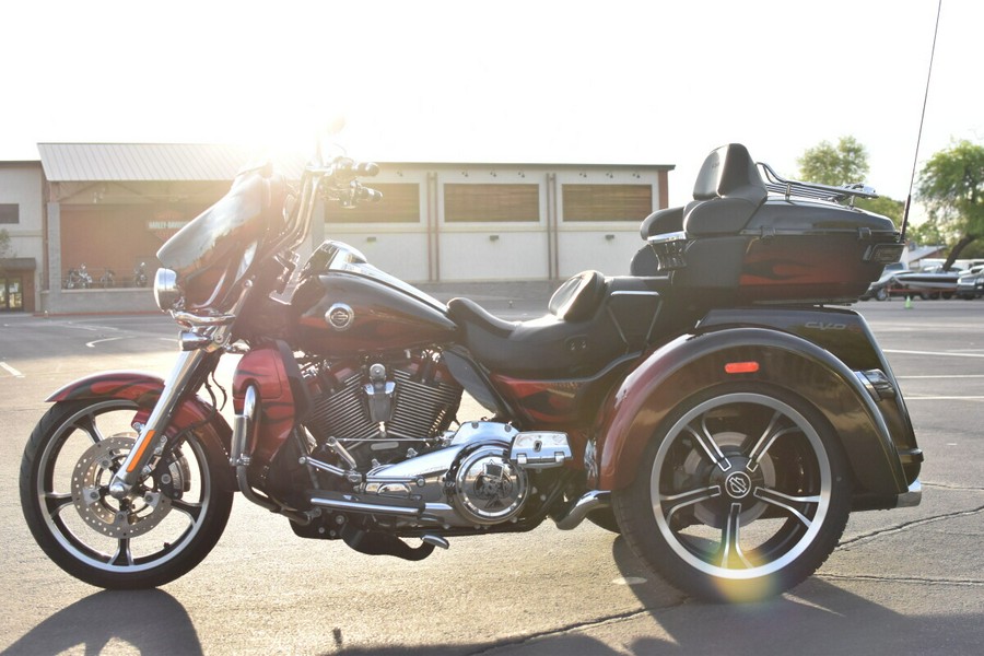 2022 Harley-Davidson CVO Tri Glide
