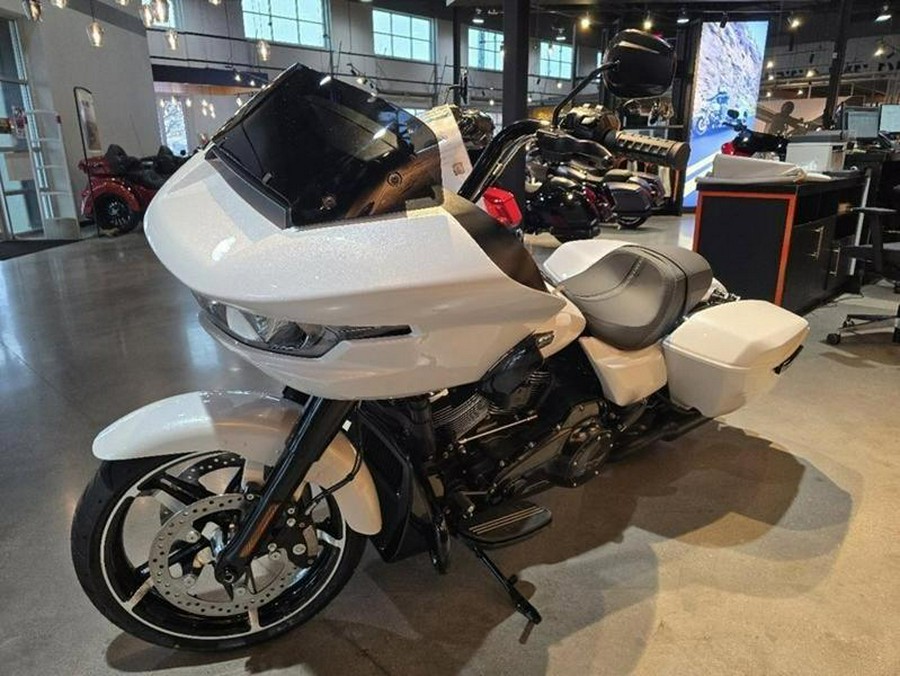 2025 Harley-Davidson® FLTRX - Road Glide®