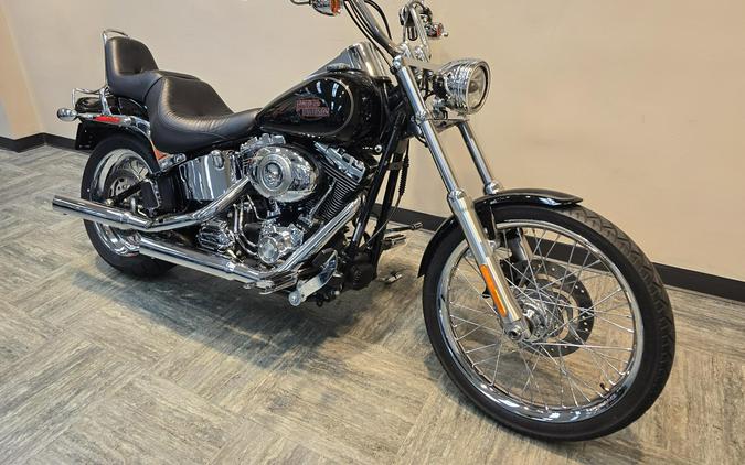 2009 Harley-Davidson® Softail® Custom Vivid Black FXSTC