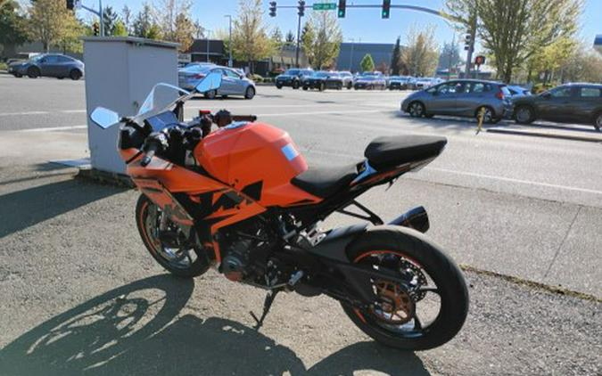 2023 KTM RC 390